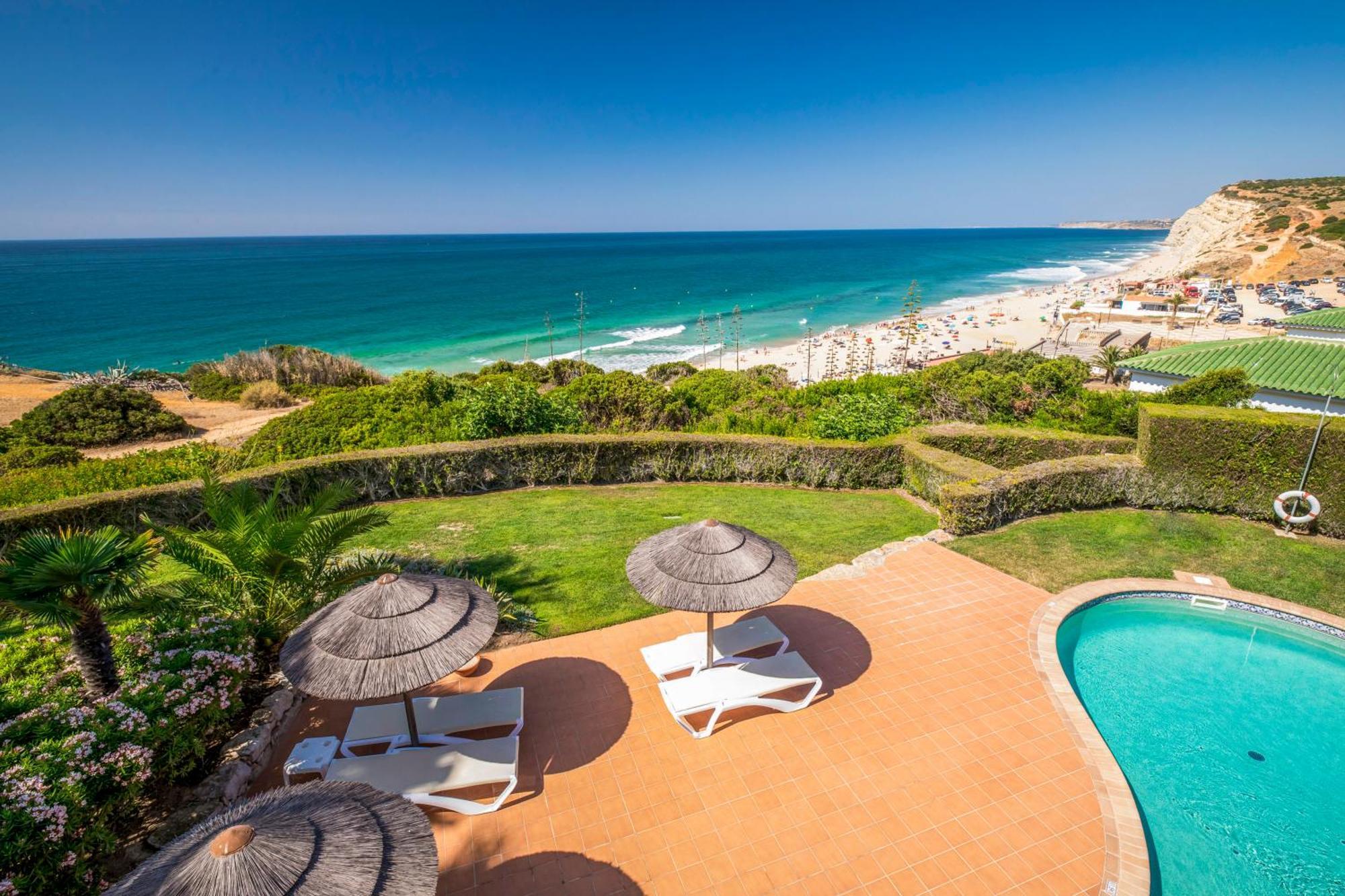Premium One-Bedroom Apartment with Sea View,1226998574:JPEG
