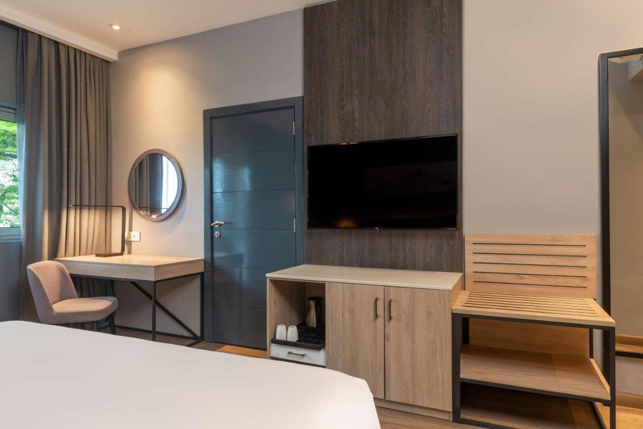 Standard Room,1393217561:JPEG